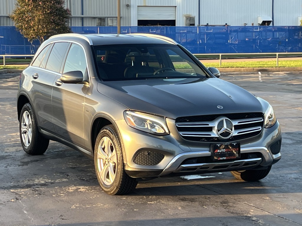 2018 Mercedes-Benz GLC-Class Image 5