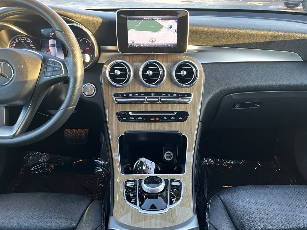 2018 Mercedes-Benz GLC-Class Image 23