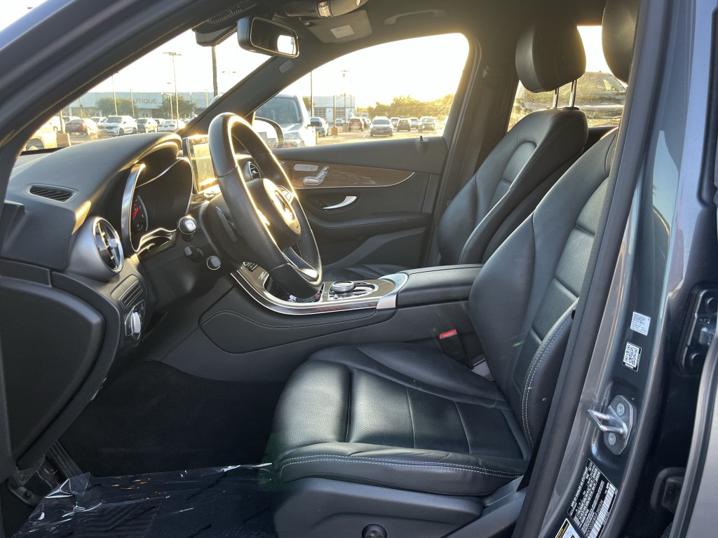 2018 Mercedes-Benz GLC-Class Image 26
