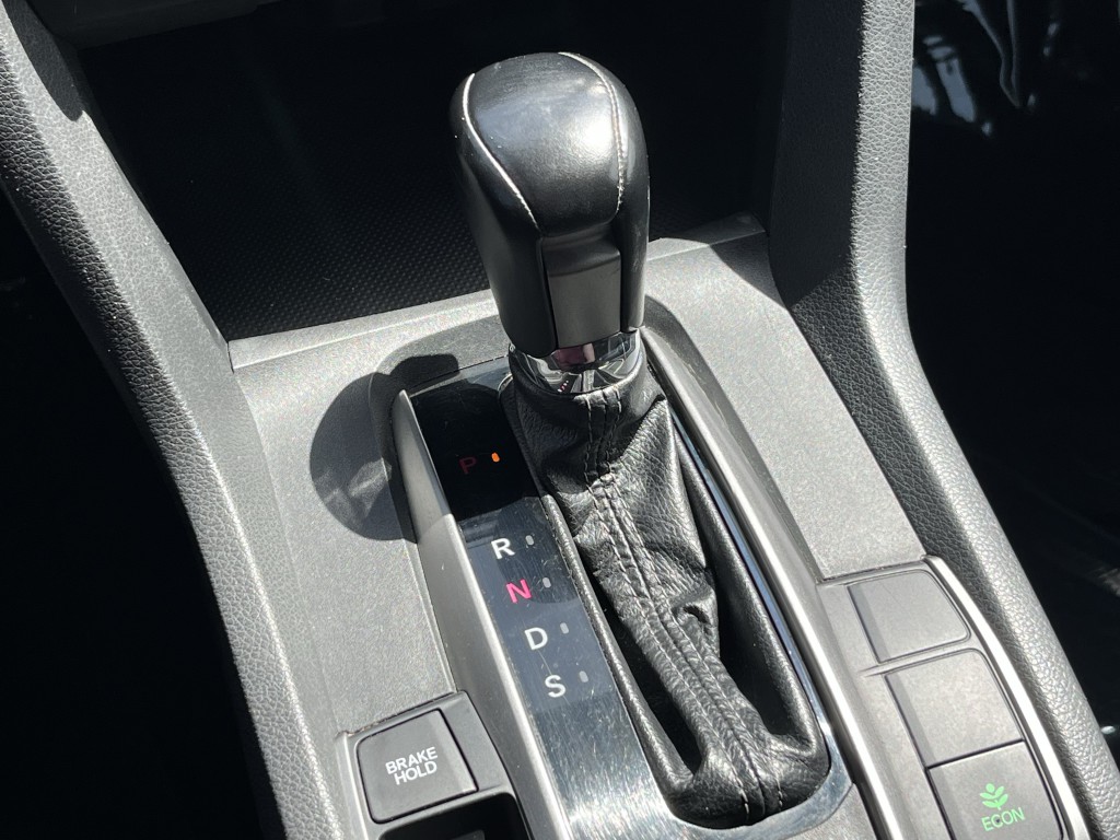 2019 Honda Civic Image 21