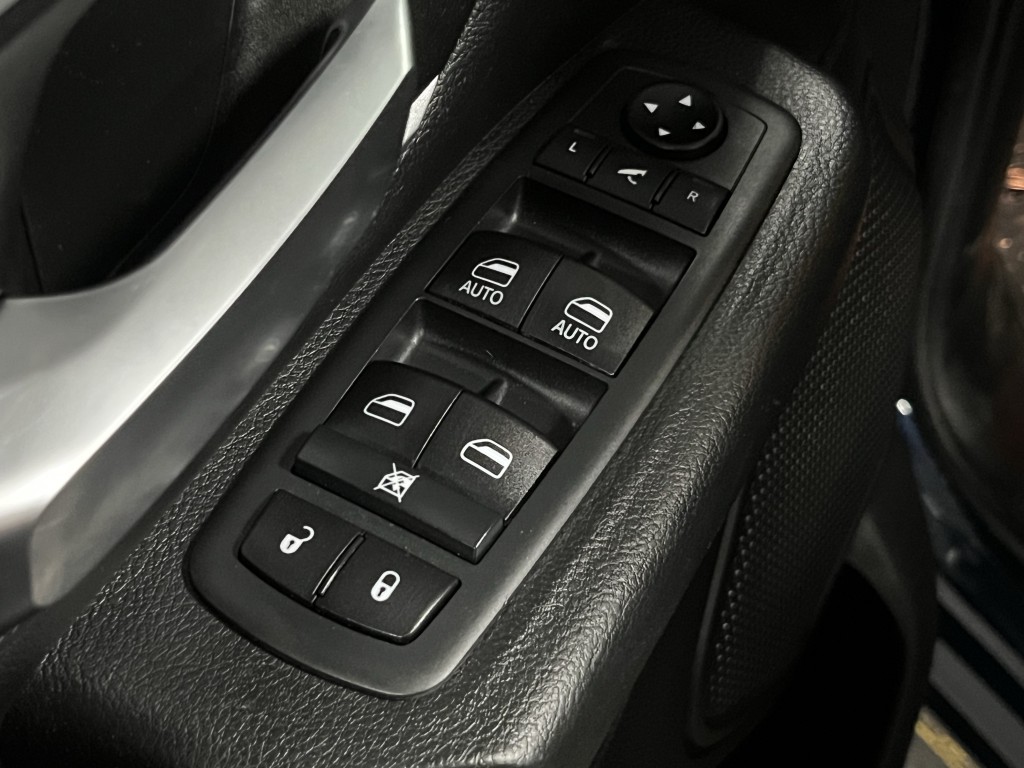 2022 RAM 1500 Image 24