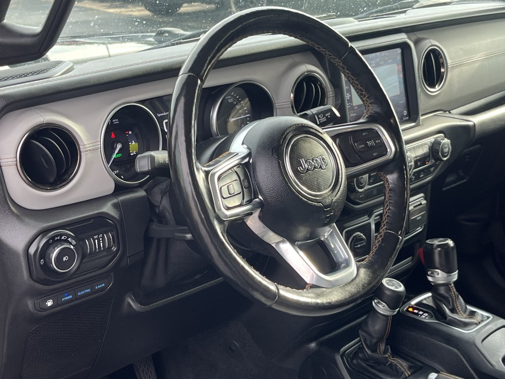 2021 Jeep Wrangler Image 16