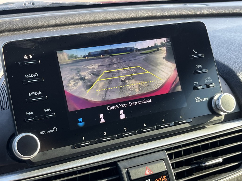 2020 Honda Accord Image 8