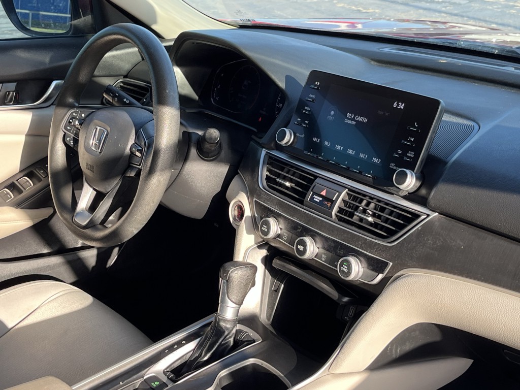 2020 Honda Accord Image 15
