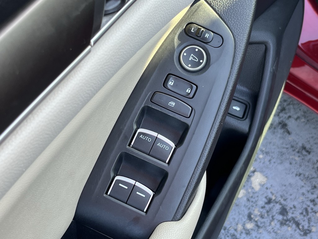 2020 Honda Accord Image 24