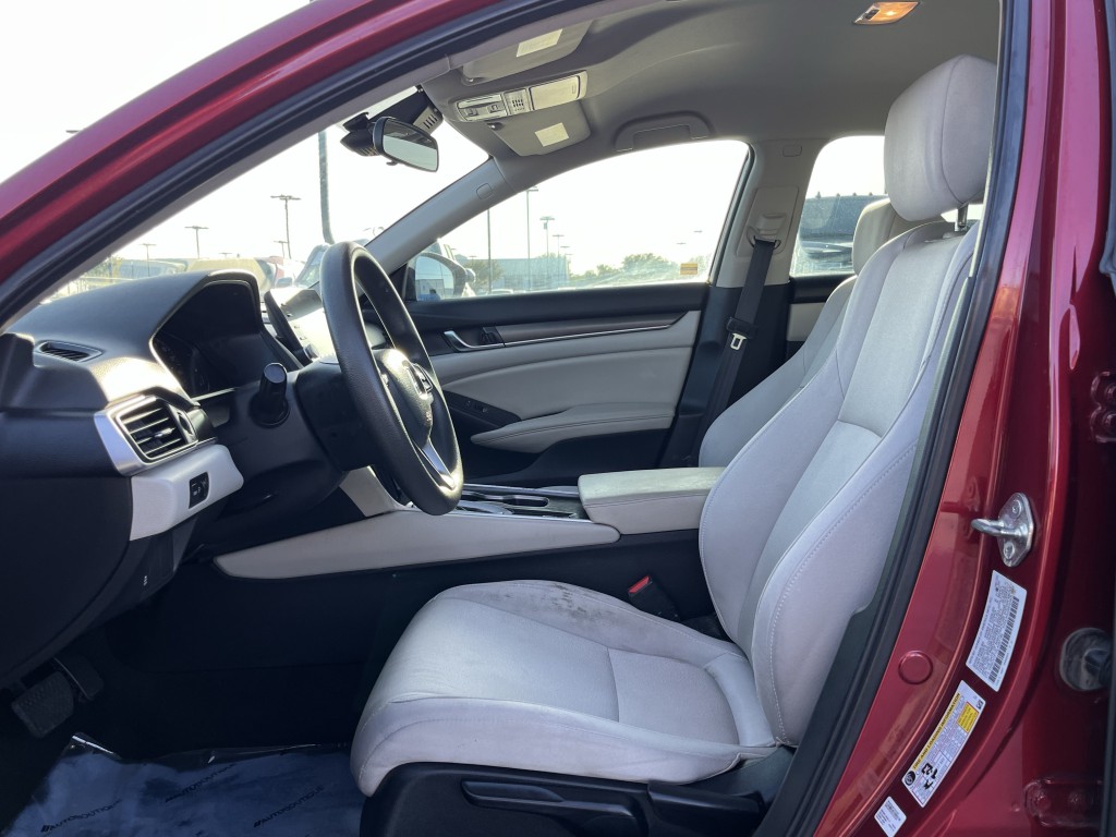 2020 Honda Accord Image 25