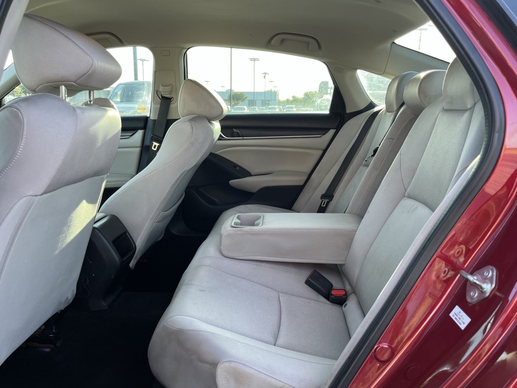 2020 Honda Accord Image 26