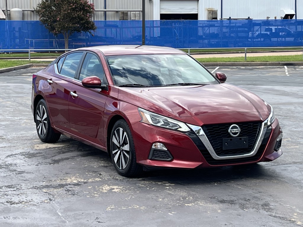 2022 Nissan Altima Image 5