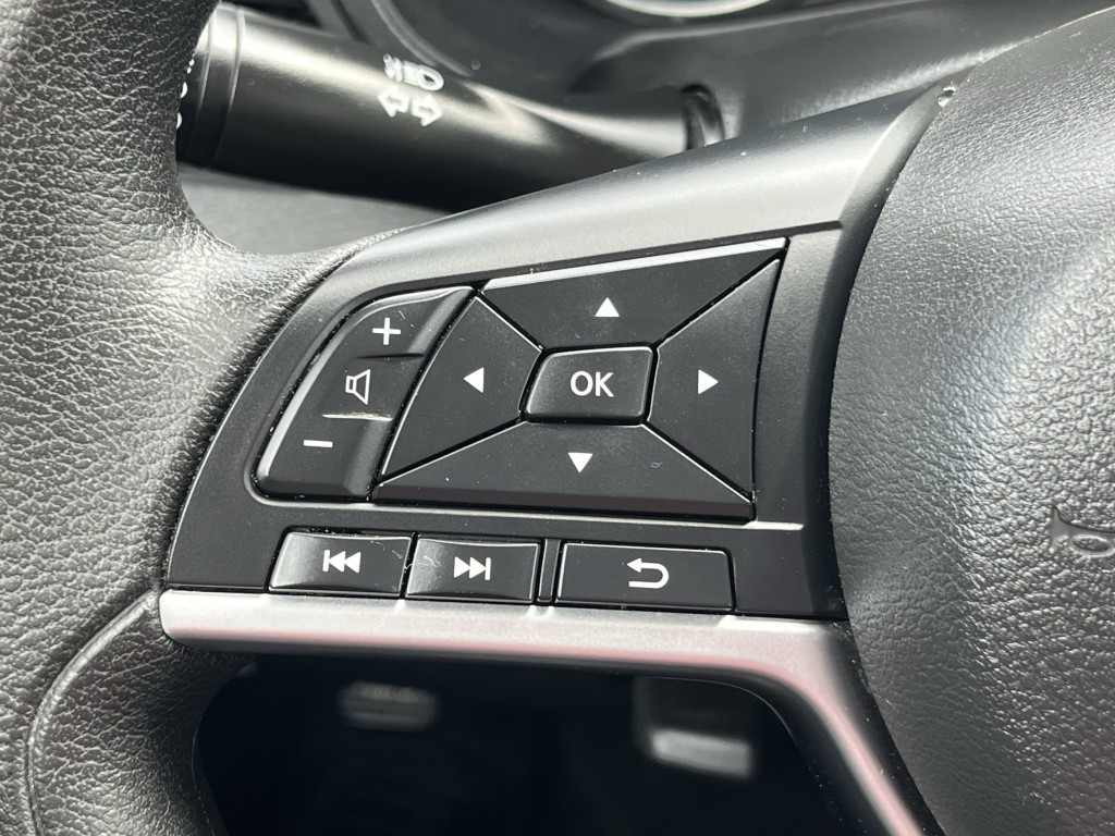 2022 Nissan Altima Image 19