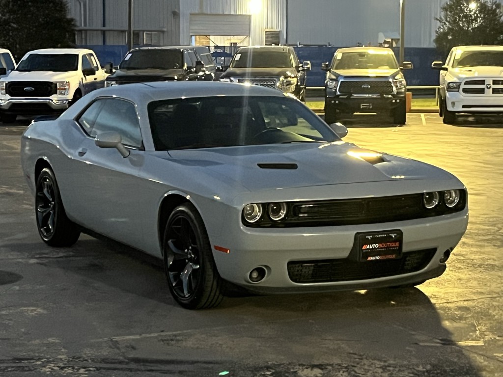 2020 Dodge Challenger Image 5
