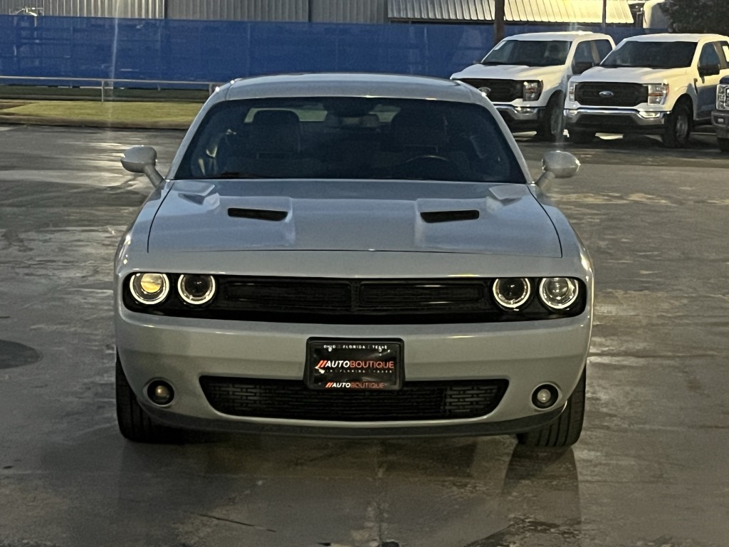 2020 Dodge Challenger Image 6