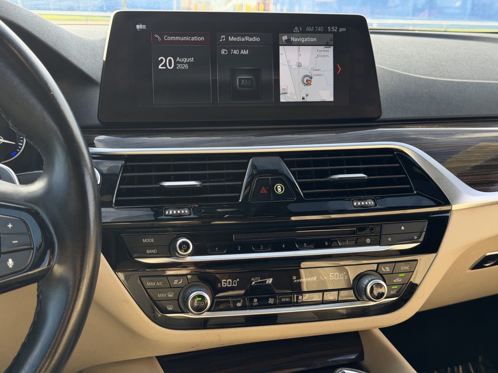 2017 BMW 5 Series Image 20