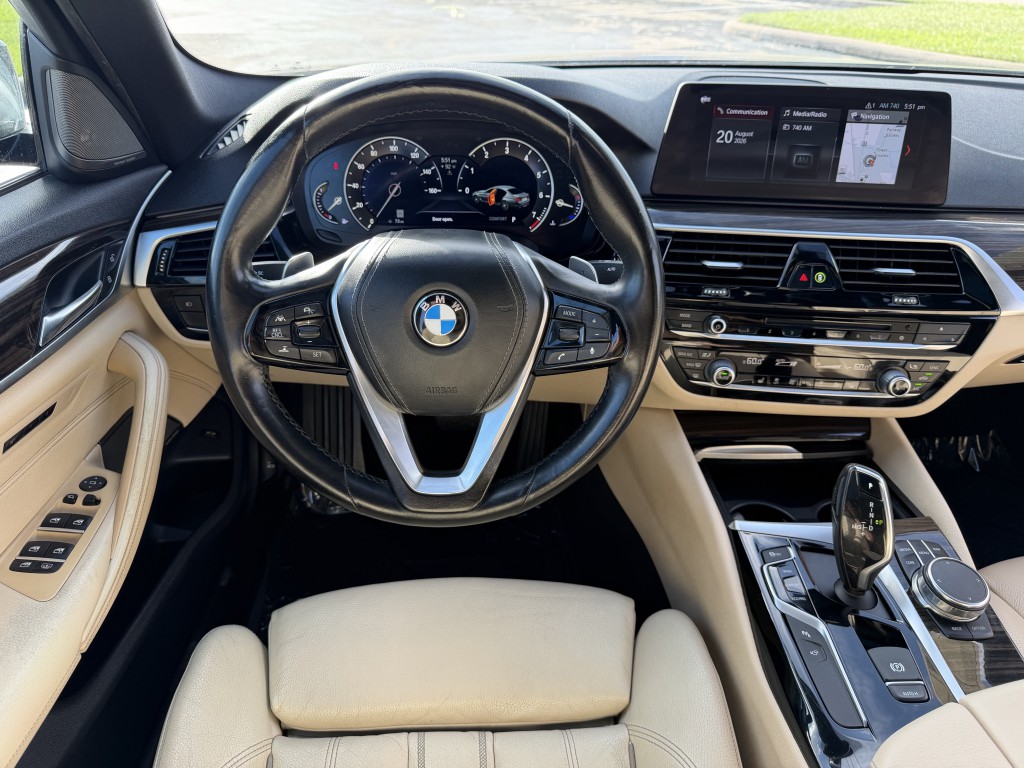 2017 BMW 5 Series Image 29