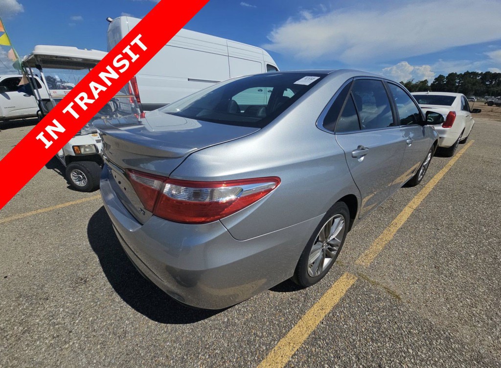 2015 Toyota Camry Image 5