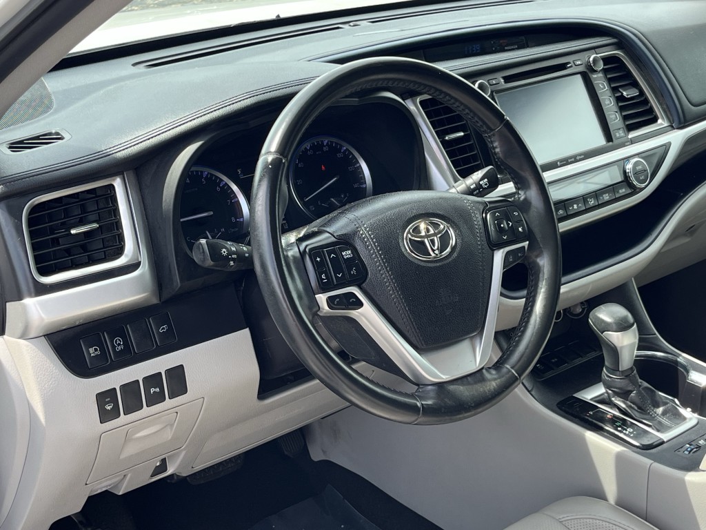 2019 Toyota Highlander Image 15