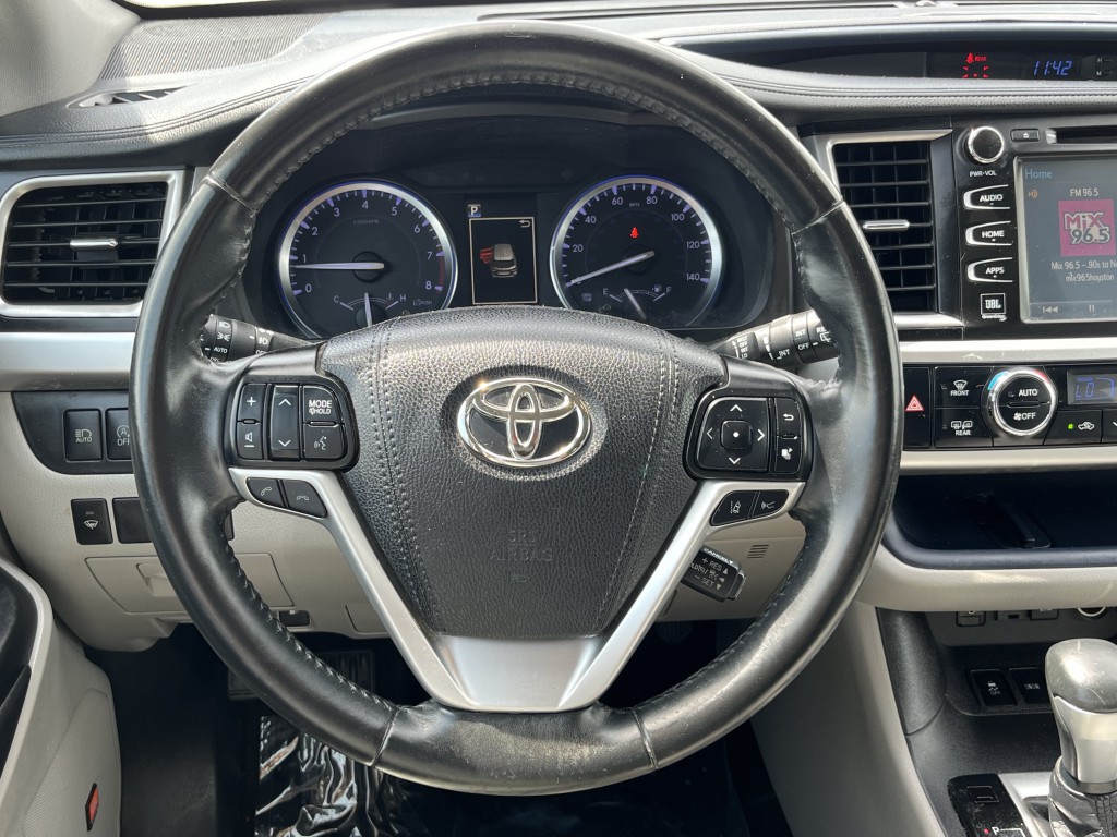2019 Toyota Highlander Image 18