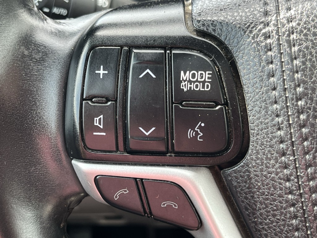 2019 Toyota Highlander Image 19