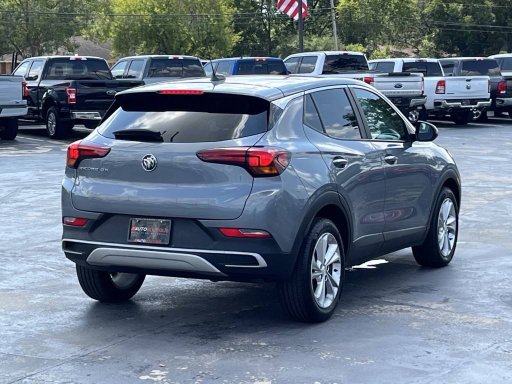2021 Buick Enclave Image 11