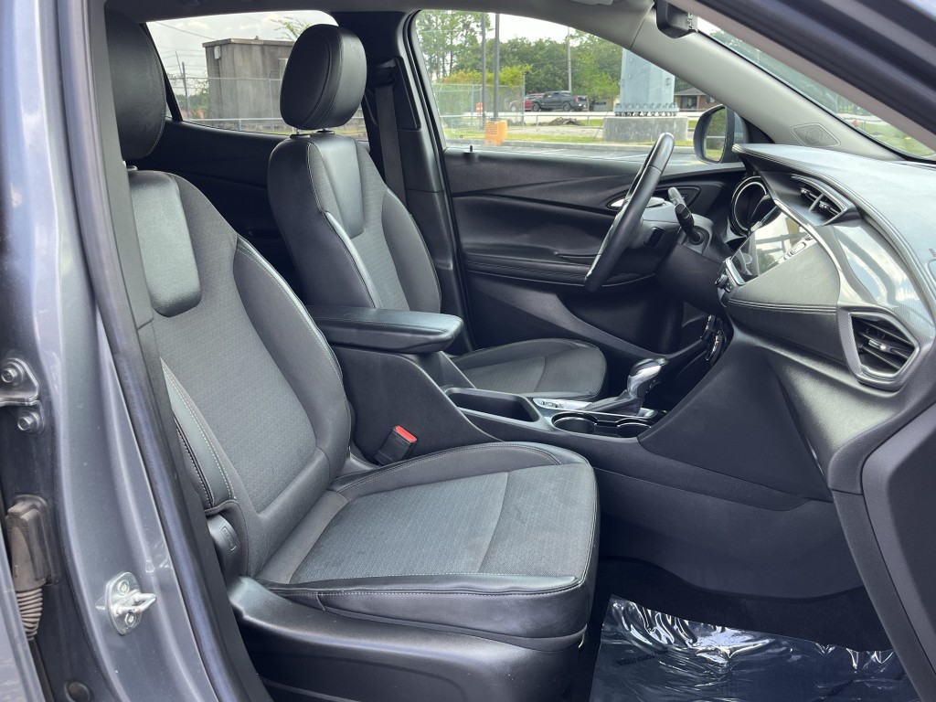 2021 Buick Enclave Image 28