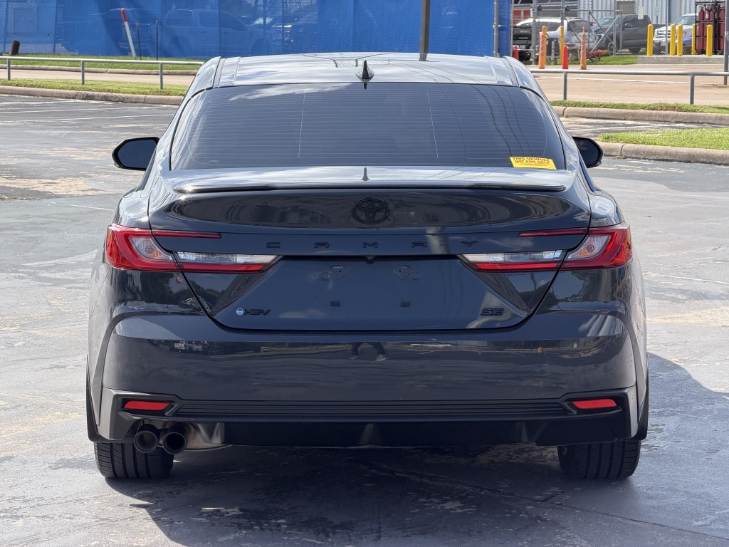 2026 Toyota Camry Image 8