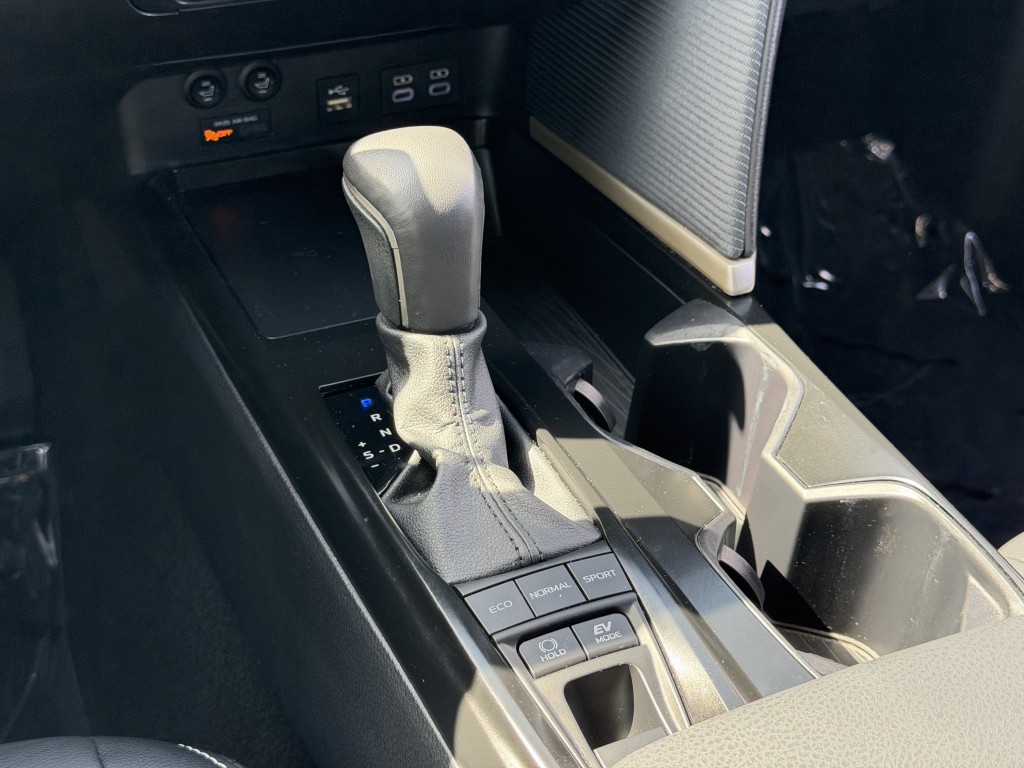 2026 Toyota Camry Image 24