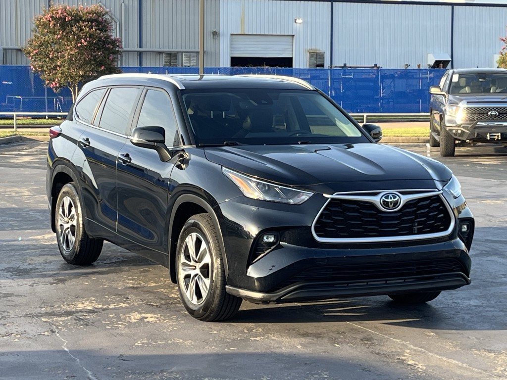 2023 Toyota Highlander Image 5