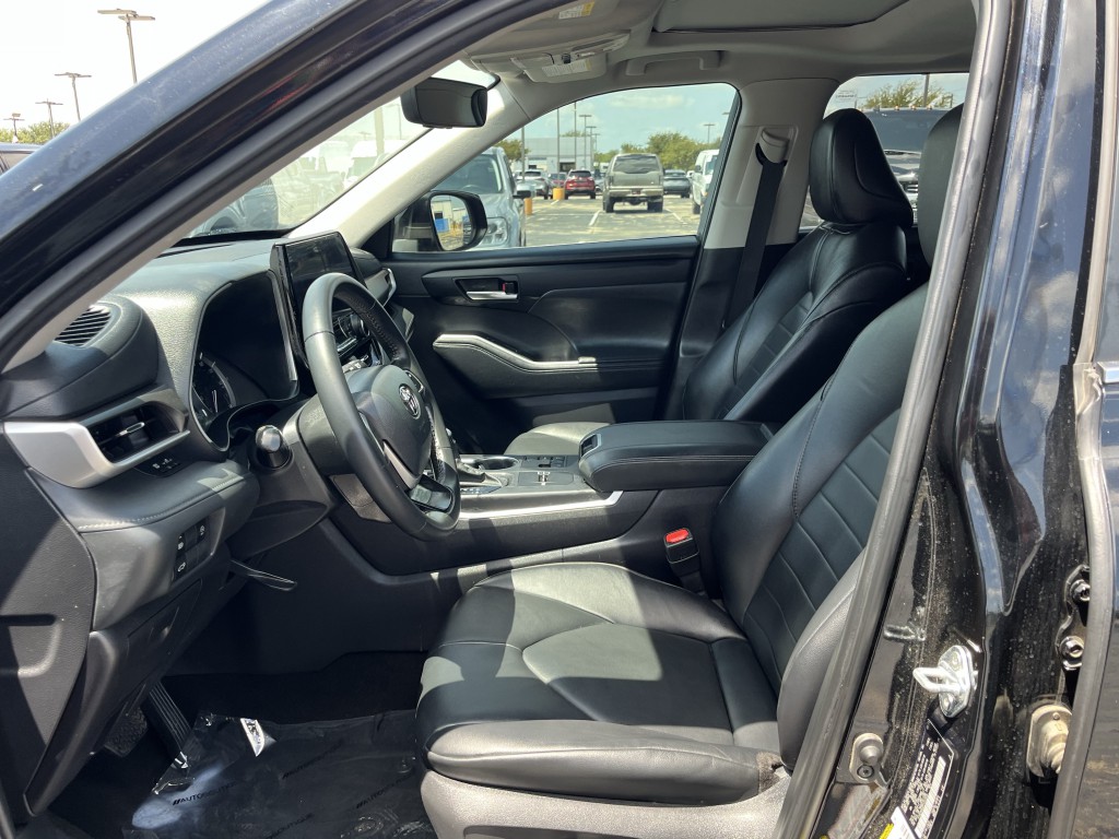 2023 Toyota Highlander Image 29