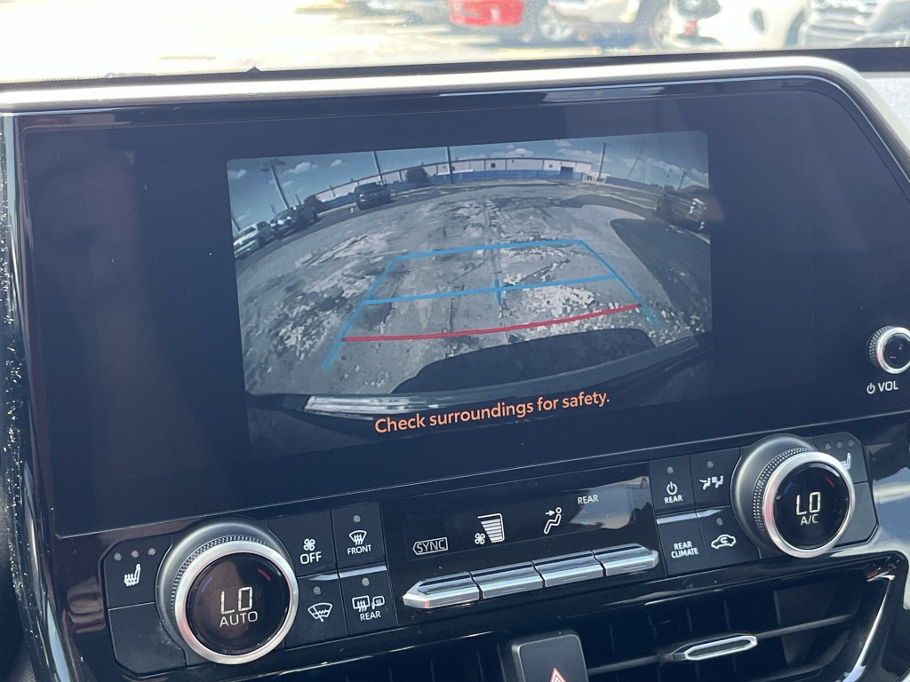 2023 Toyota Highlander Image 8
