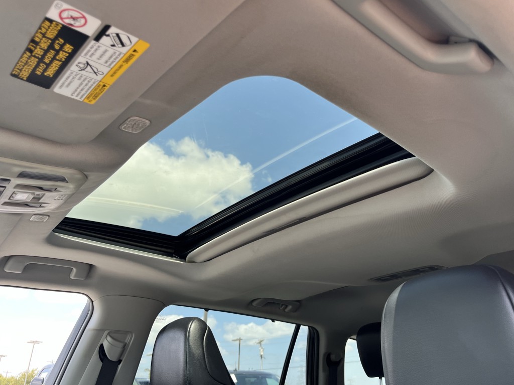 2023 Toyota Highlander Image 10