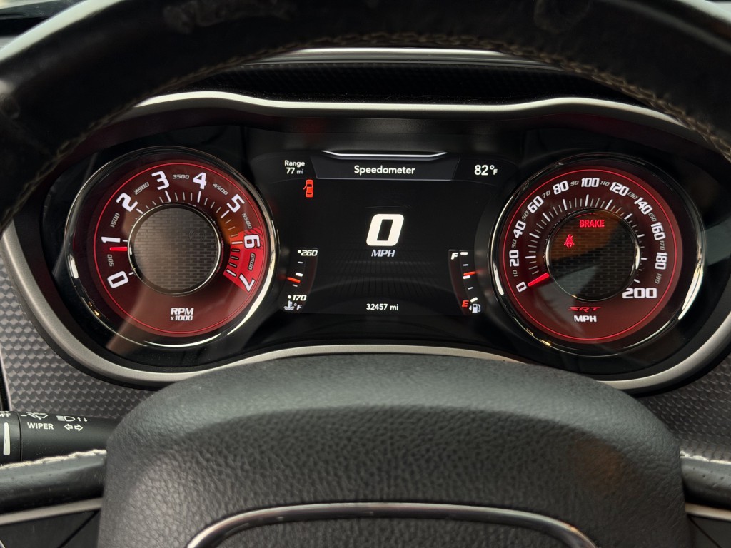 2016 Dodge Challenger Image 14
