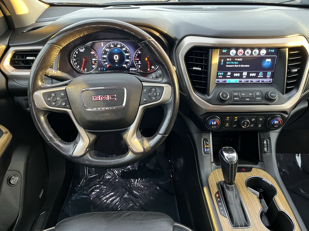 2018 GMC Acadia Image 19