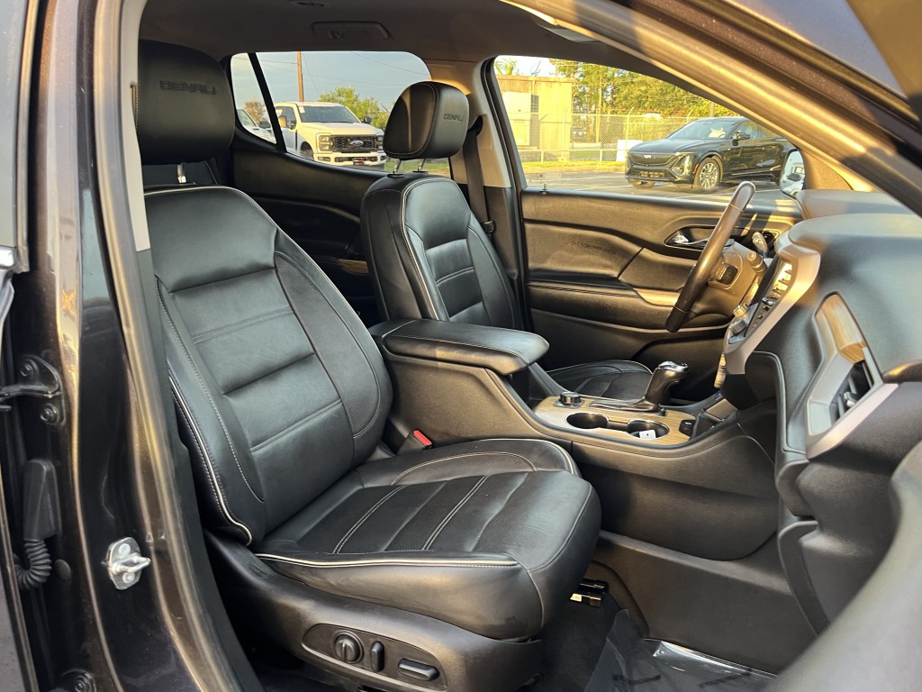 2018 GMC Acadia Image 31