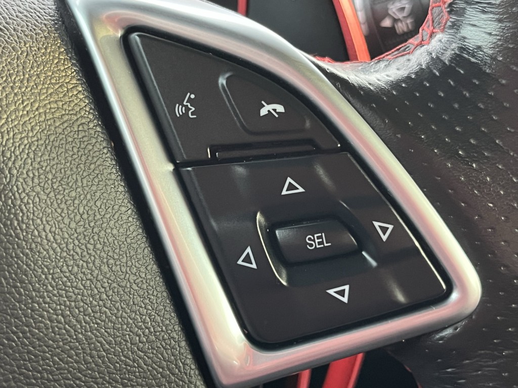2021 Chevrolet Camaro Image 21