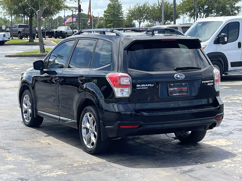 2017 Subaru Forester Image 14