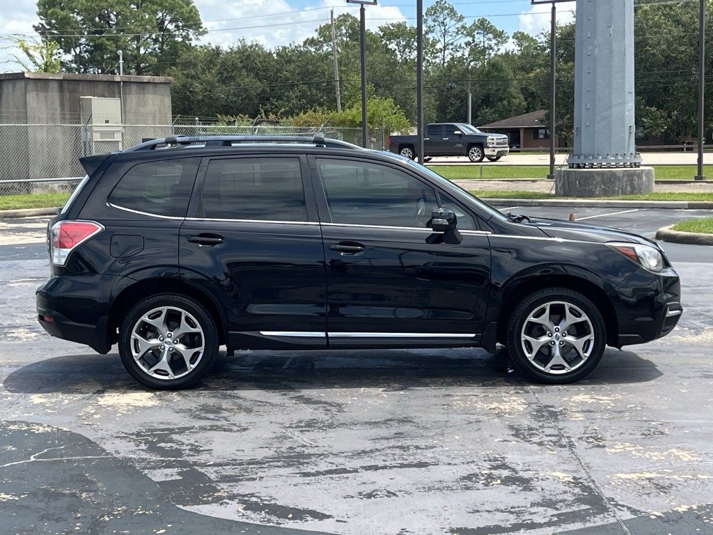 2017 Subaru Forester Image 15
