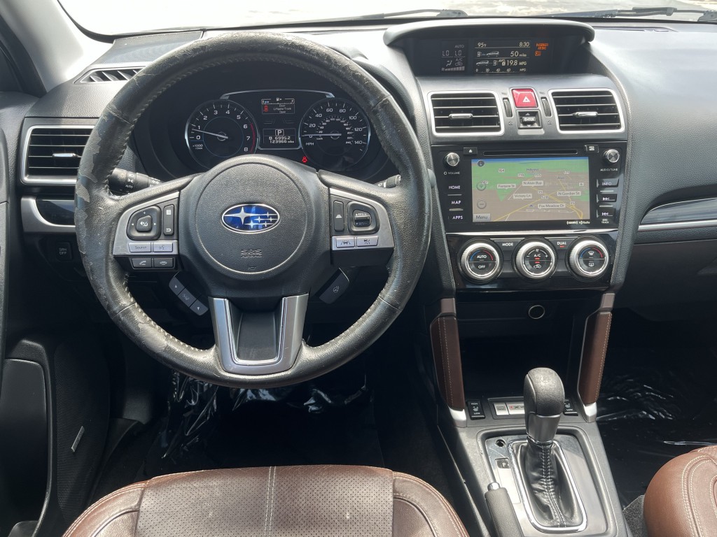 2017 Subaru Forester Image 21
