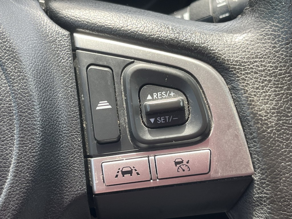 2017 Subaru Forester Image 24