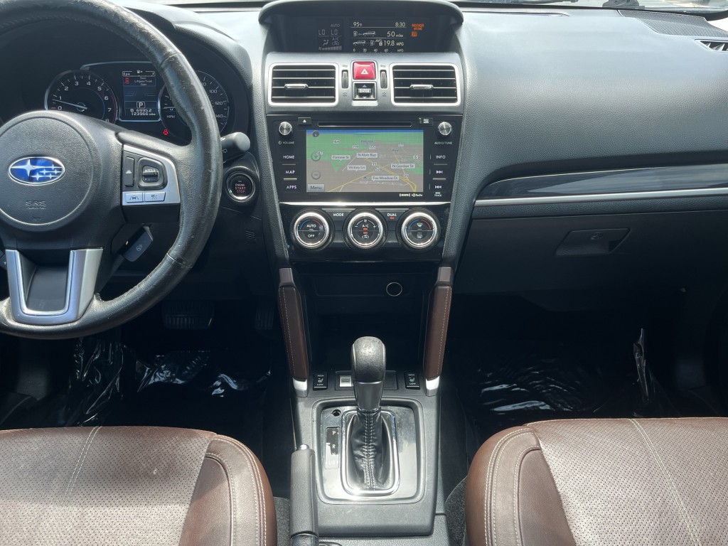 2017 Subaru Forester Image 28