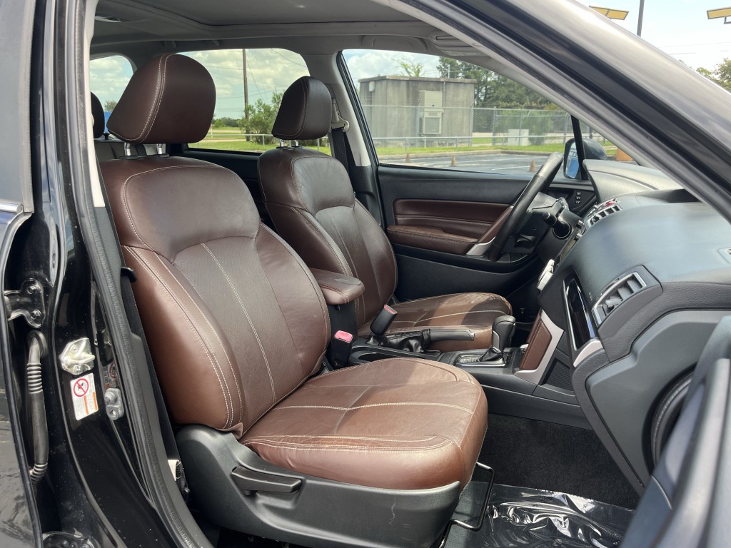 2017 Subaru Forester Image 32