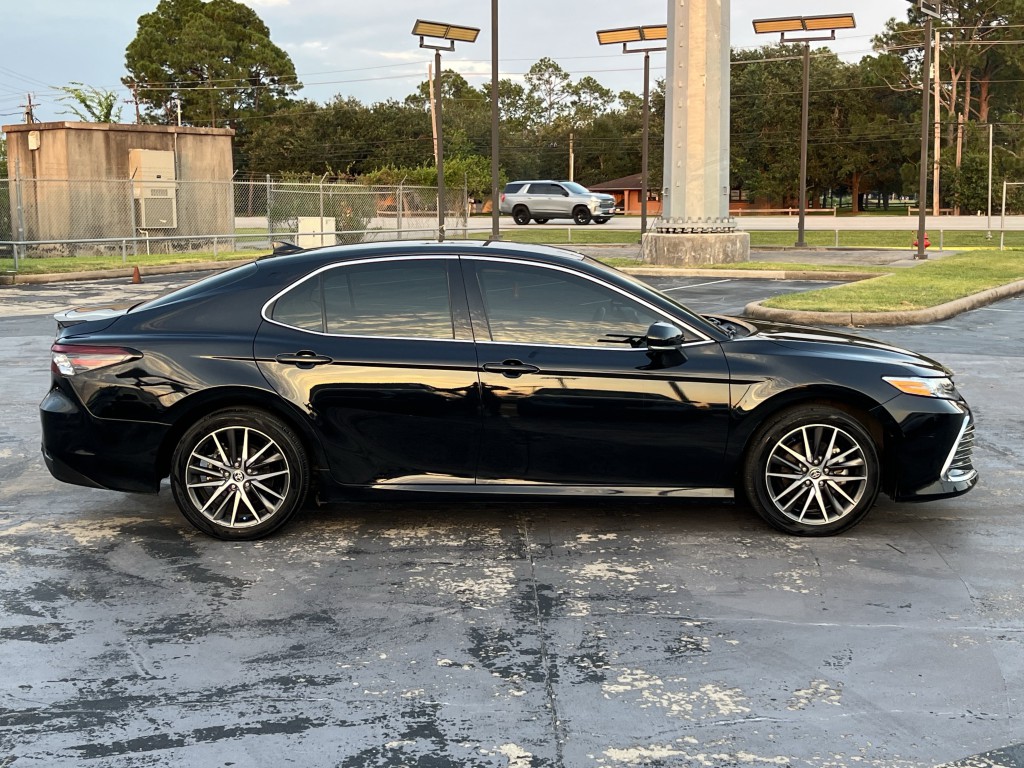 2023 Toyota Camry Image 12
