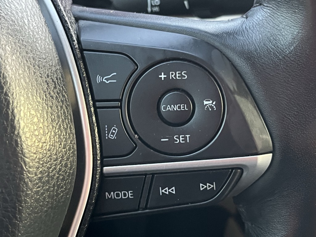 2023 Toyota Camry Image 18
