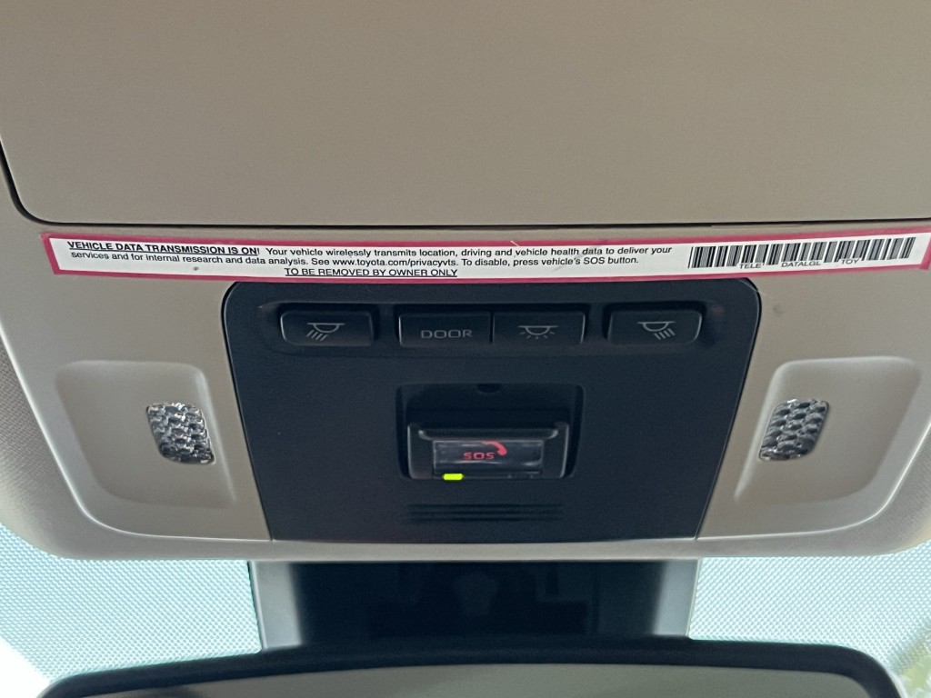 2023 Toyota Camry Image 21
