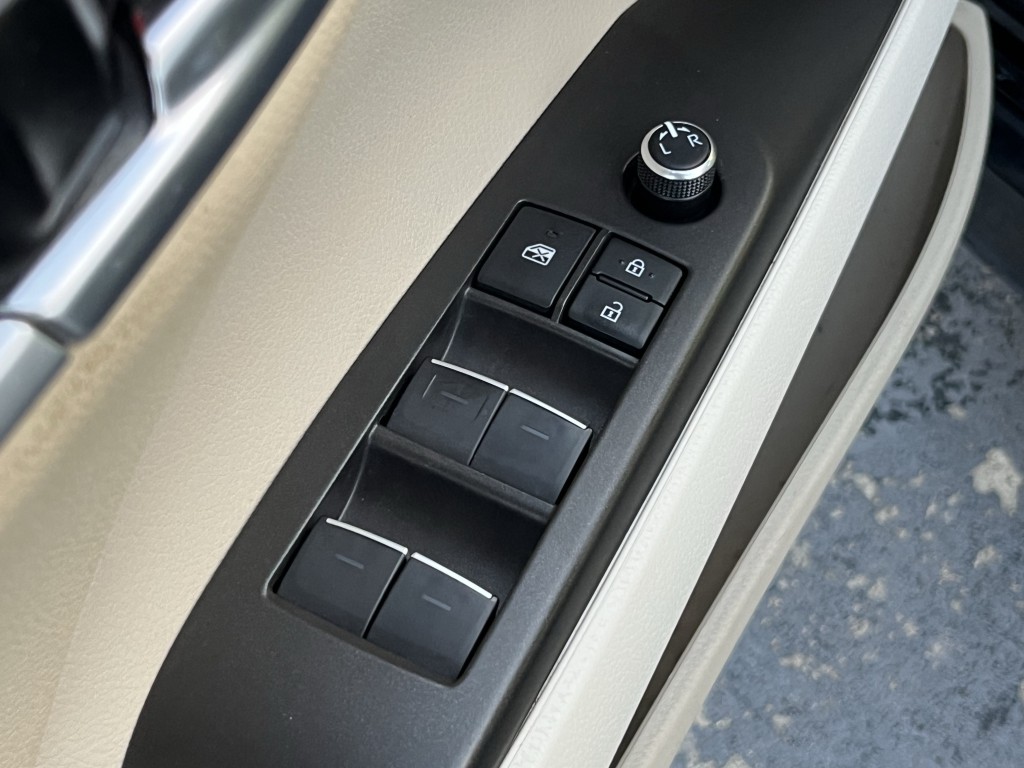 2023 Toyota Camry Image 23