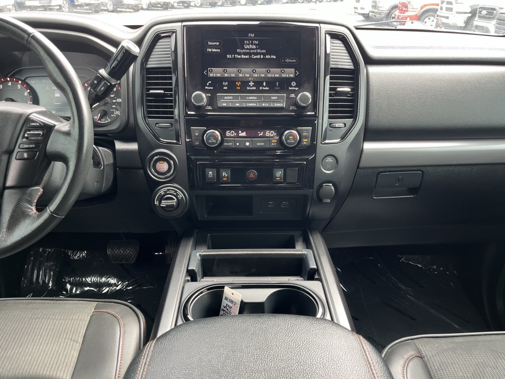 2021 Nissan Titan Image 23