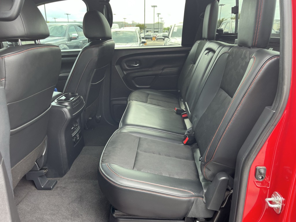 2021 Nissan Titan Image 29