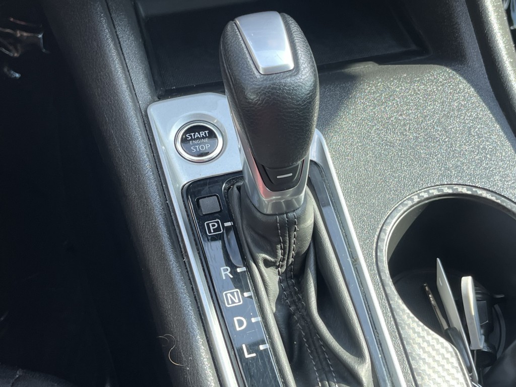2025 Nissan Altima Image 21
