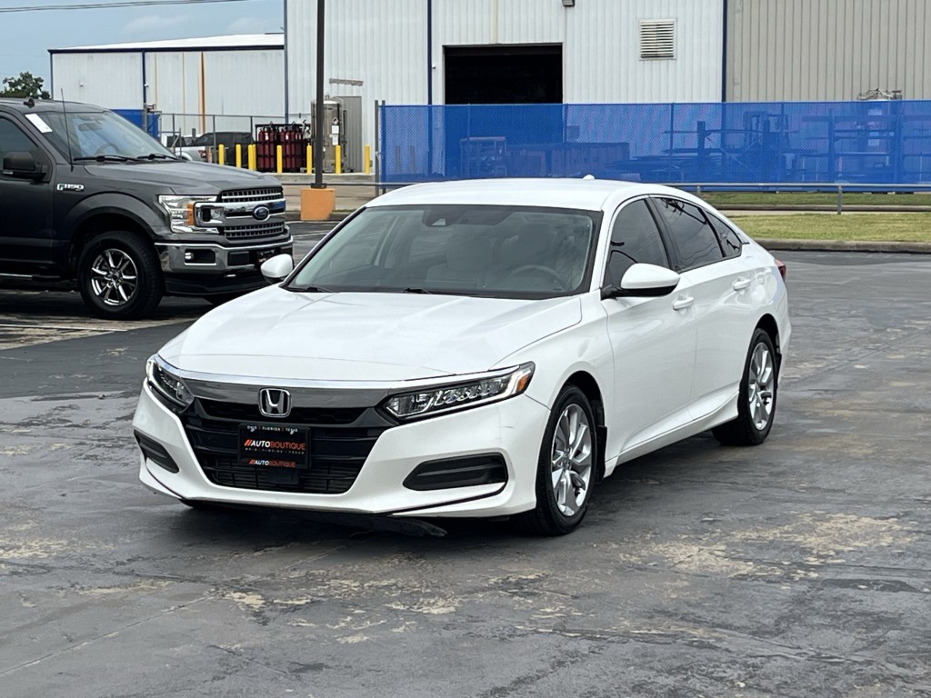 2019 Honda Accord Image 3