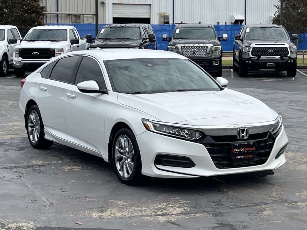 2019 Honda Accord Image 5