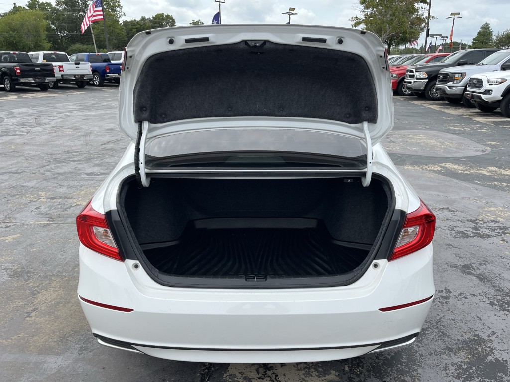 2019 Honda Accord Image 13