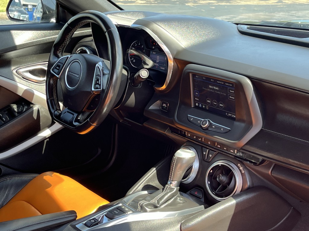 2019 Chevrolet Camaro Image 15